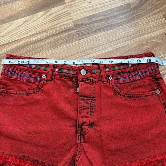 FREE PEOPLE Sun Break Embroidered-Yoke Denim Shorts Red Size 29 - Picture 8 of 10
